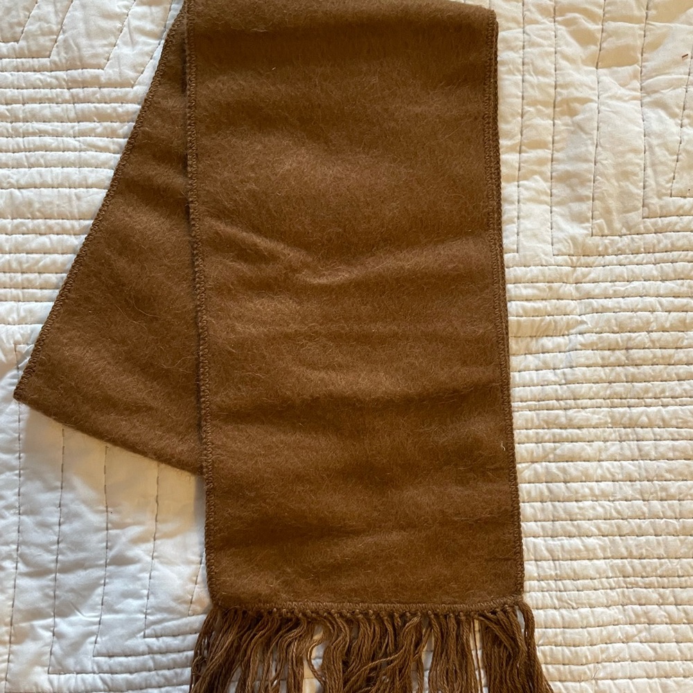 Gorgeous alpaca scarf NWT